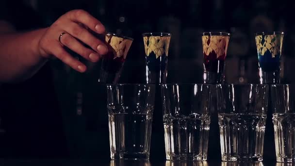 Barman trucs in slow motion — Stockvideo