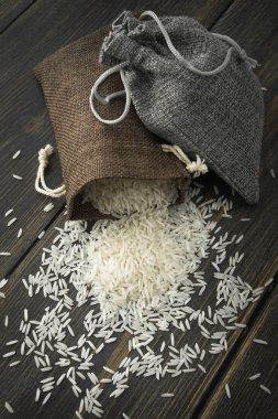 Çiğ Basmati pirinç küçük jüt torba 