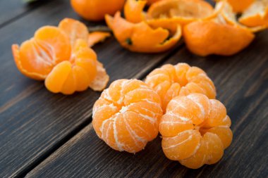Soyulmuş küçük mandalina veya clementines