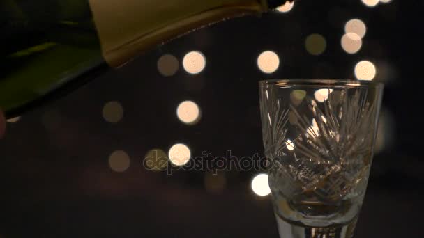 Copa de champán en la noche — Vídeos de Stock