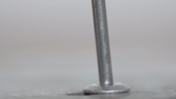 Mettre un rivet pop avec tir manuel macro pistolet pop 