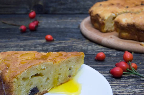 Tatlım, Kuşburnu çilek ile ile ev yapımı pasta