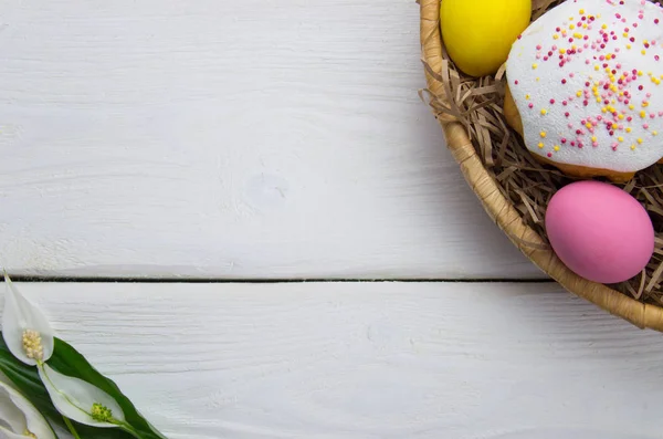 Huevos Pascua Colores Poco Pastel Pascua Nido Beasket Flor Sobre —  Fotos de Stock