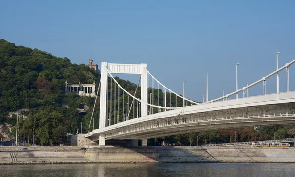 Budapest, HONGRIE, 15 SEPTEMBRE 2016 - Pont Elisabeth et Colline Gellert — Photo