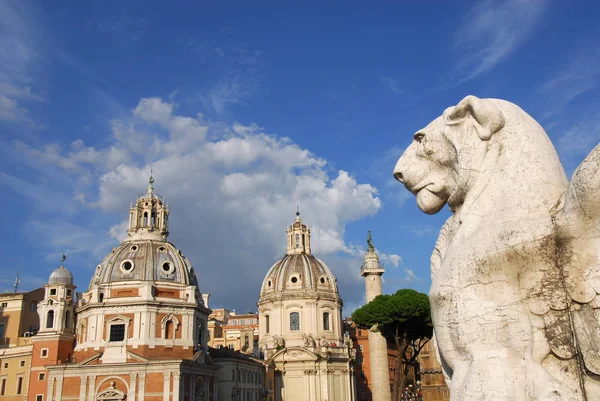Roma 'da ikiz kiliseler — Stok fotoğraf