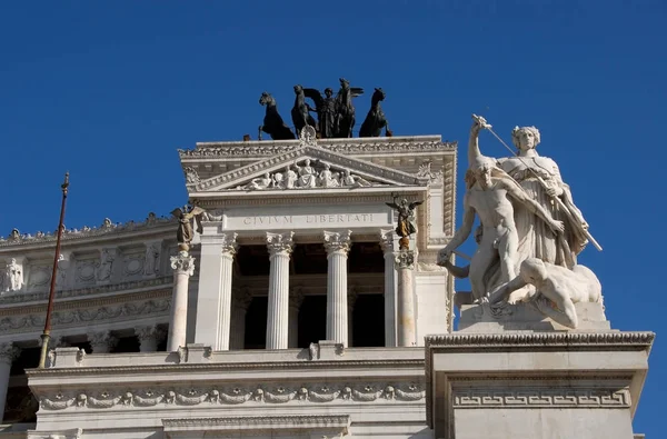 Monumento a Vittoriano en Roma — Foto de Stock