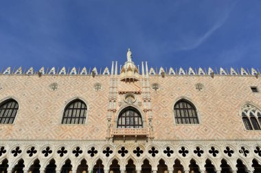 Venedik Doge Sarayı