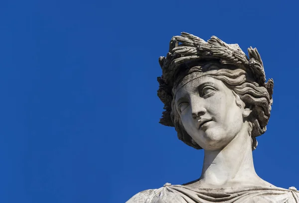 Classical goddess statue — Stock Photo, Image