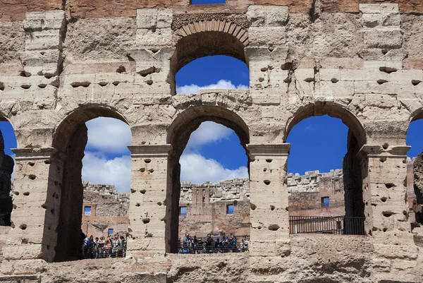 Visita al Colosseo di Roma — Foto Stock