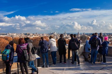 Roma sonbahar panorama turist