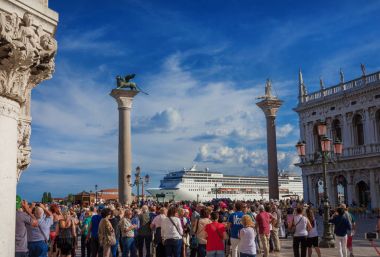 Venedik'te büyük Cruise