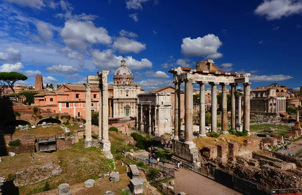 Visiting Roman Forum — Stock Photo, Image