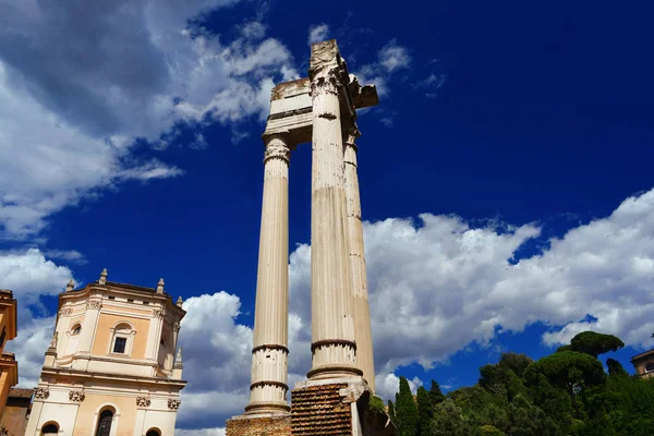 로마에서 아폴로의 사원 Sosanius — 스톡 사진