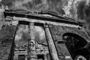 Roma'da Porticus Octaviae