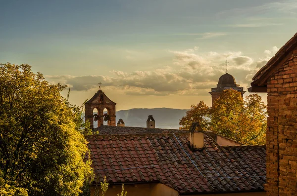 Techos de Perugia al atardecer — Foto de Stock