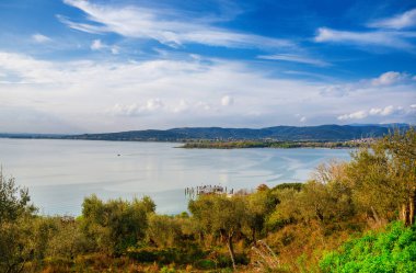 Umbria 'daki Trasimeno Gölü