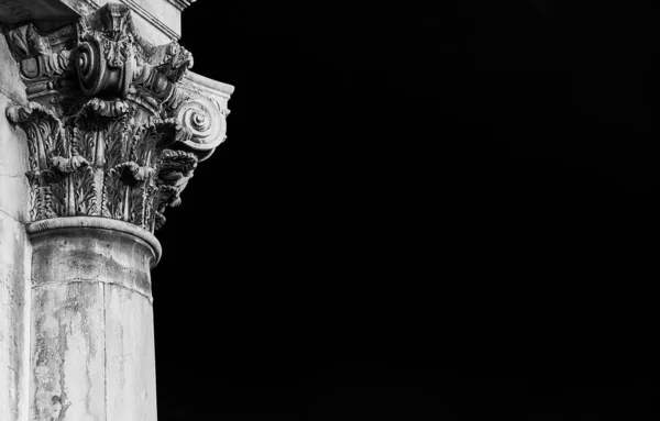 ヴェネツィアの古典建築(B/W) — ストック写真