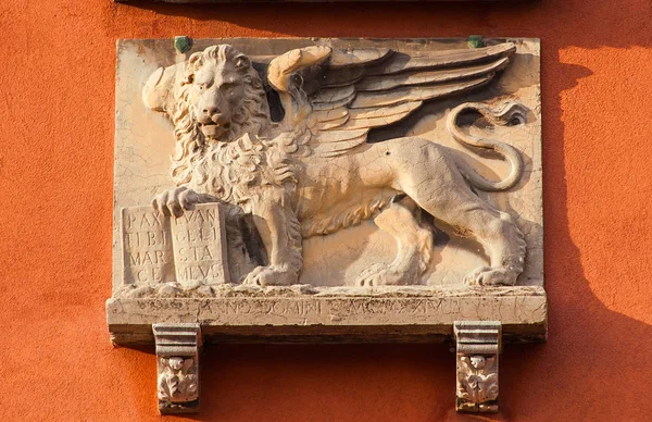 Saint Mark Lion in Venetië — Stockfoto