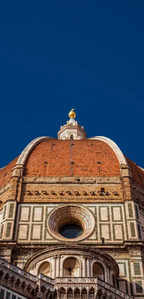 Saint Mary av blomma vackra kupolen — Stockfoto