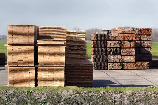 Almacenamiento industrial de madera —  Fotos de Stock