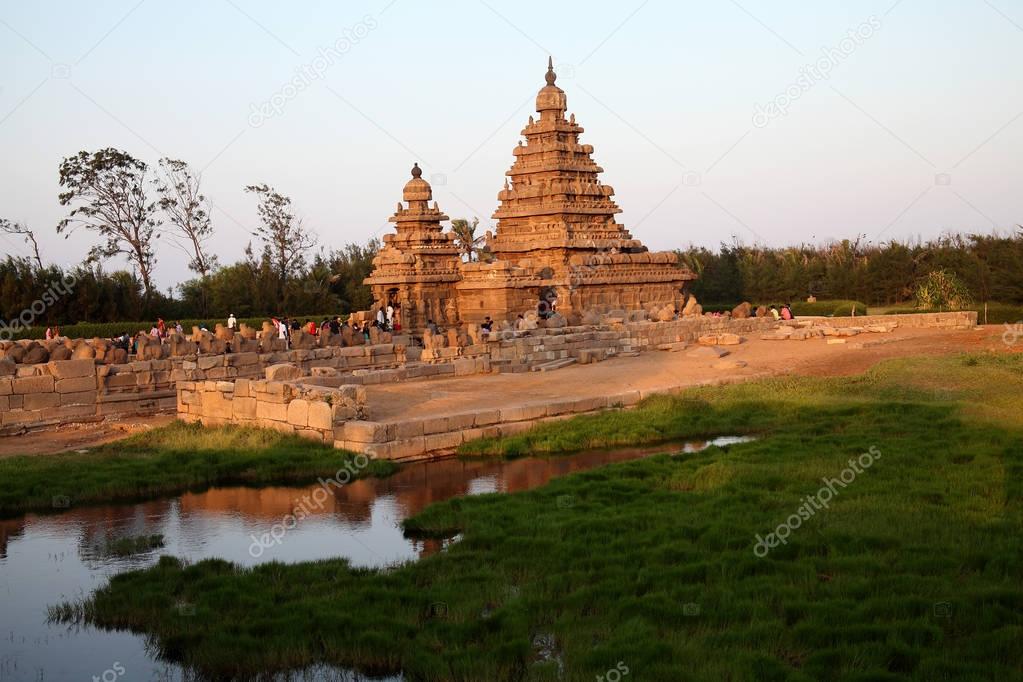  Famous shore temple with thousands of sculptures - Shore temple the UNESCO world heritage site in Mahabalipuram, Tamil Nadu, India