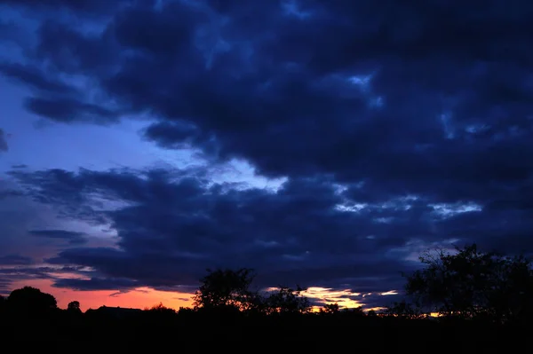 Céu noturno após o pôr do sol — Fotografia de Stock