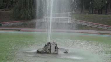 Podilsky Taşında Çeşme.