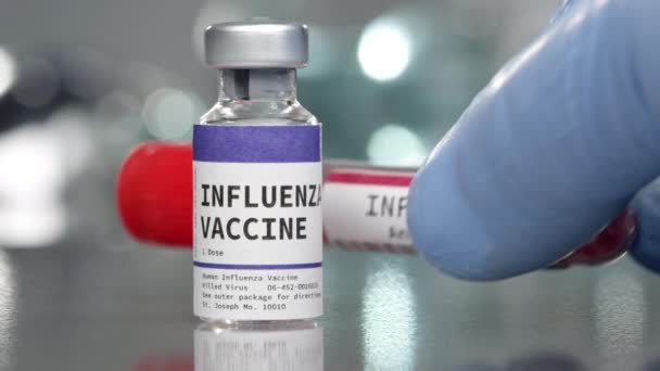 Griepvaccin Antilichamen Een Medisch Laboratorium Samen Geplaatst — Stockvideo