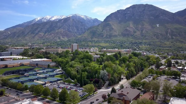 มมองทางอากาศใกล มหาว ทยาล Brigham Young University Provo Utah ภาพสต็อก