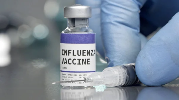 Influenza Vakcina Orvosi Laborban Fecskendővel — Stock Fotó