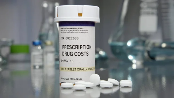 Voorgeschreven Medicijn Kost Fles Pillen Medisch Lab — Stockfoto