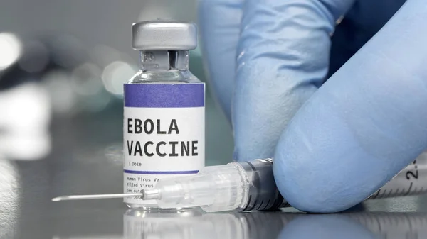 Ebola Vaccin Flacon Medisch Lab Met Spuit Stockfoto