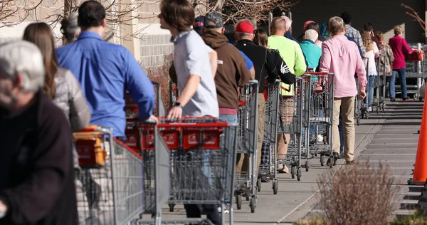 Circa Orem Utah Abd 2020 Covid Salgını Sırasında Alışveriş Arabaları - Stok İmaj