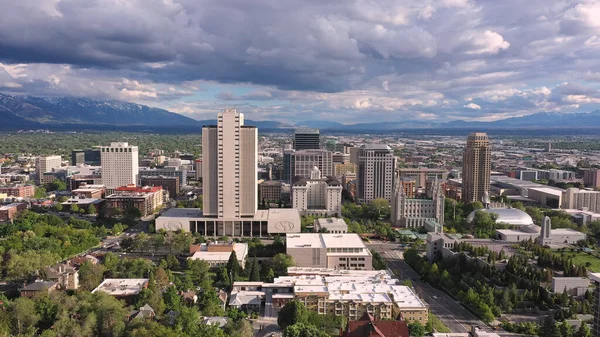 Obracający Się Widok Powietrza Patrząc Centrum Salt Lake City Utah — Zdjęcie stockowe