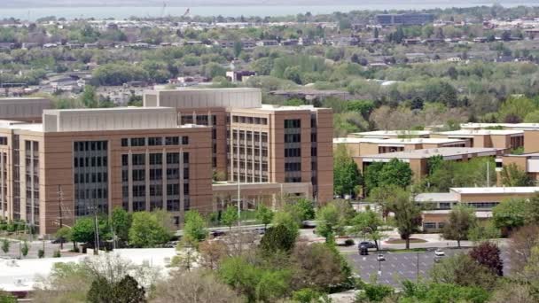 Panning View Provo Misionary Training Center Zoomed View — Stock video