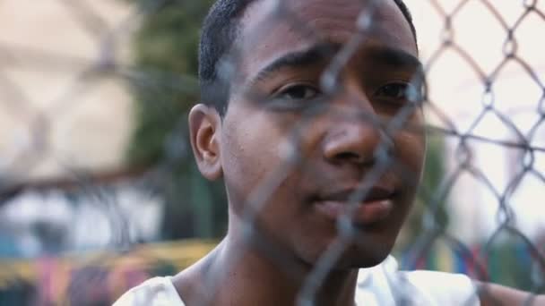 NEW YORK CITY: portrait of an African American boy basketball player — Αρχείο Βίντεο