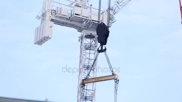 CHERNOBYL, UKRAINE - MAY 24, 2015: Workers assemble cage confinement. Construction of a new safe confinement over the fourth power in the Chernobyl exclusion zone. — Stock Video