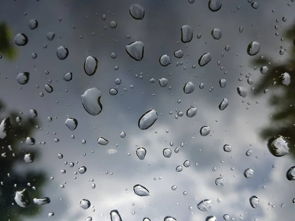 Σταγόνα βροχής στο παράθυρο — Φωτογραφία Αρχείου