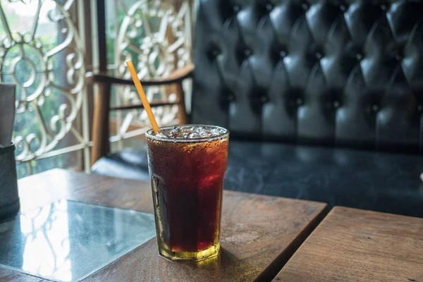 Close Ice Americano Fundo Cafeteria — Fotografia de Stock