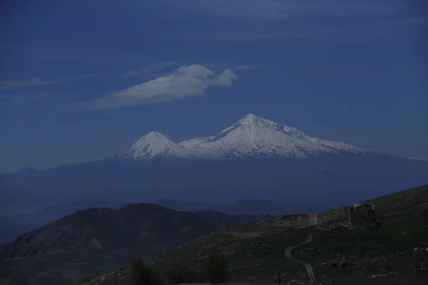 Monte Ararat em Erevan, Armênia . Fotos De Bancos De Imagens