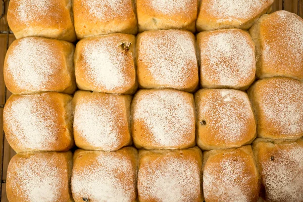 Über Einer Traube Frisch Gebackener Semmeln Für Abstrakte Oder Hintergründe — Stockfoto