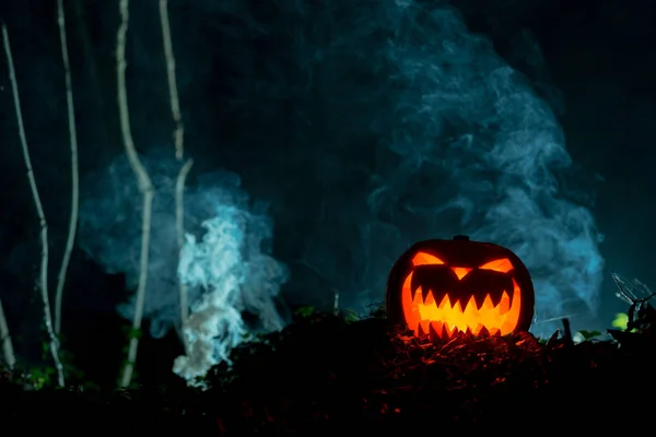 Glowing Jack Lantern Dark Hazy Scenery Copy Space — Stock Photo, Image