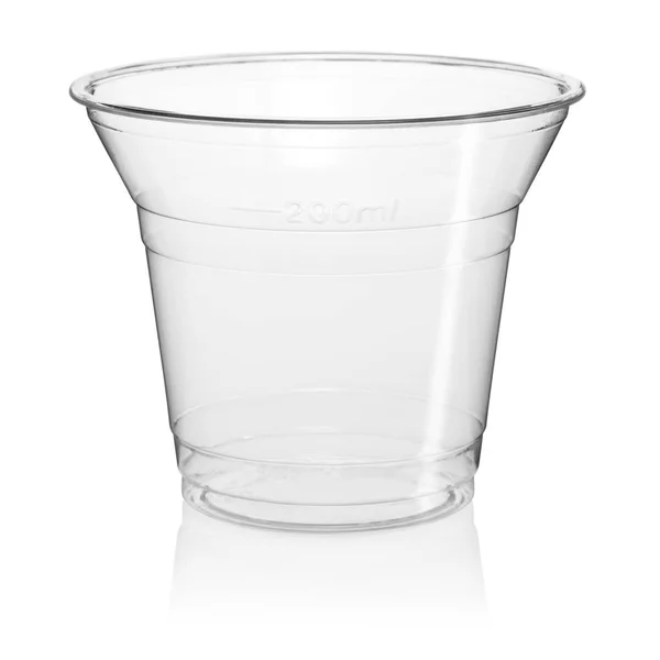 Découpé dans une tasse en plastique jetable clair — Photo