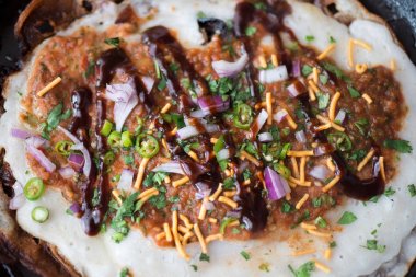 Dosa sıcak yuvarlak kalbur üzerinde genel gider Closeup