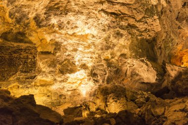 Cueva de los verdes
