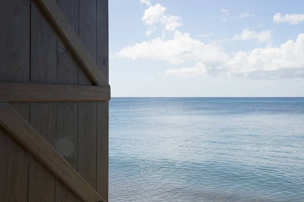 Drewniane okna z nieba i oceanu w tle — Zdjęcie stockowe