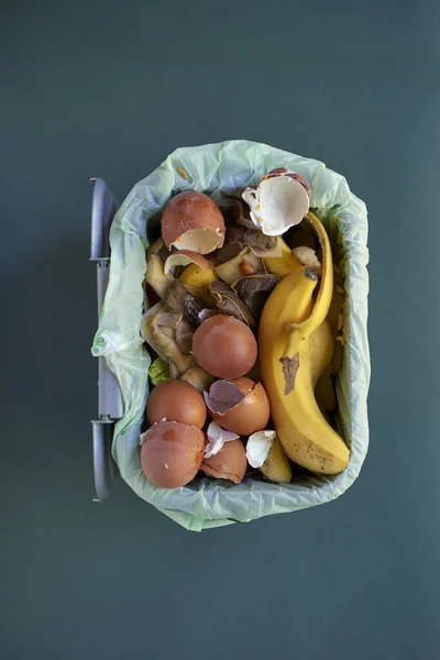 Vista Aérea Del Cubo Basura Que Contiene Residuos Cocina Para Fotos De Stock