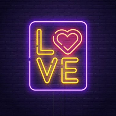 Sevgililer günün kutlu olsun. 3D neon tabela. Gerçekçi neon tabela. Aşk gün afiş, logo, amblem ve etiket. Parlak tabela, ışık afiş.  