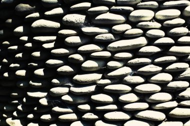 Çakıl taşlı bahçe duvarı