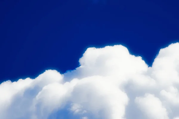 Cielo nuvoloso primaverile — Foto Stock